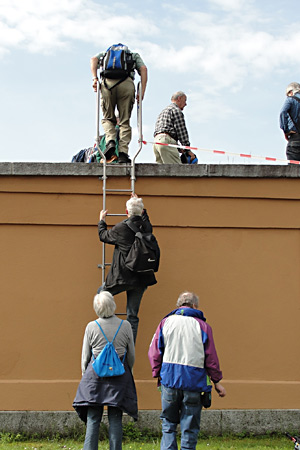 Die Dächer mussten erstmal erklommen werden, Foto Ursula Lienhard